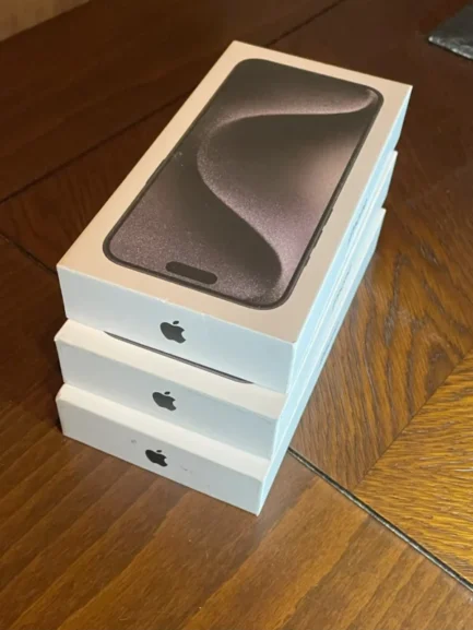 iPhone Liquidation Pallets - Image 3